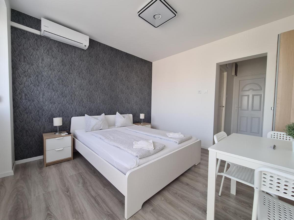 Surman Apartmanok 希欧福克 外观 照片