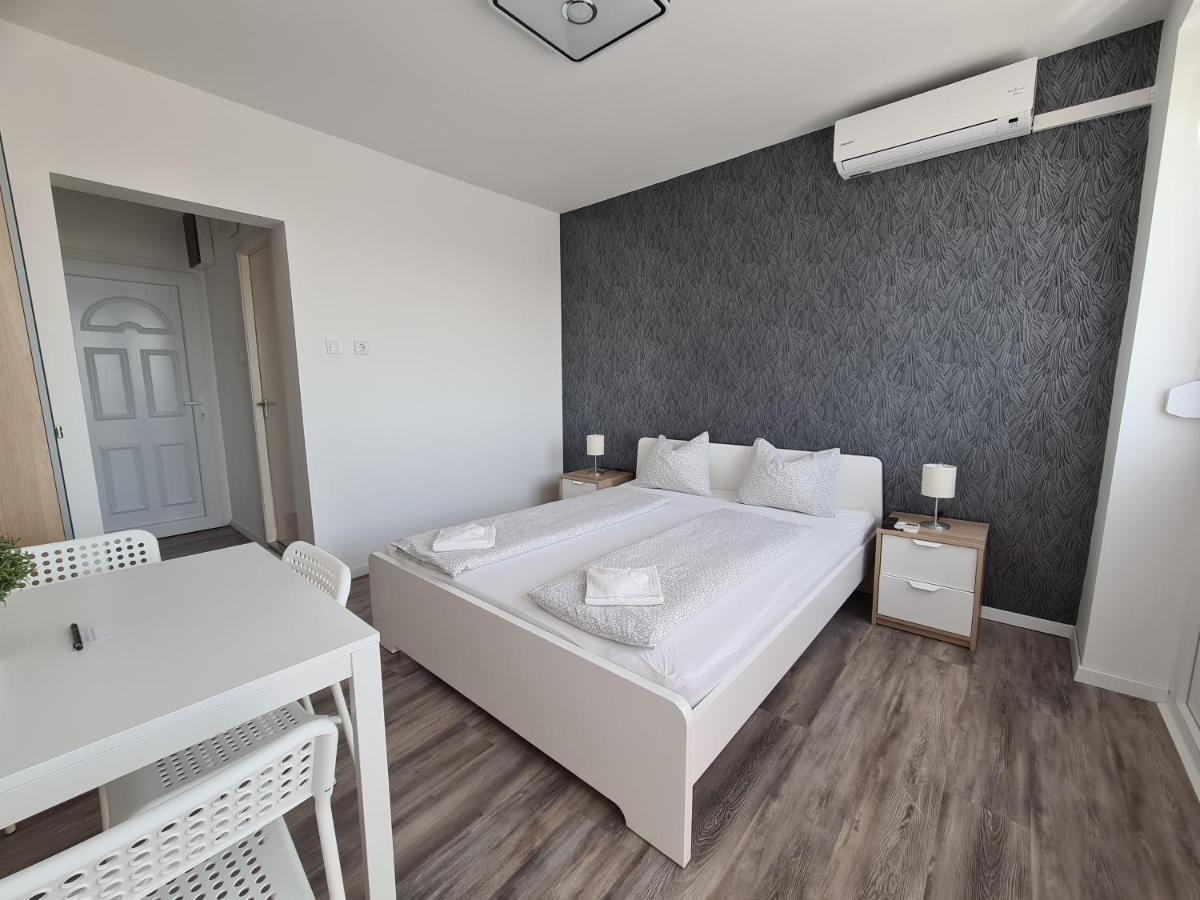 Surman Apartmanok 希欧福克 外观 照片