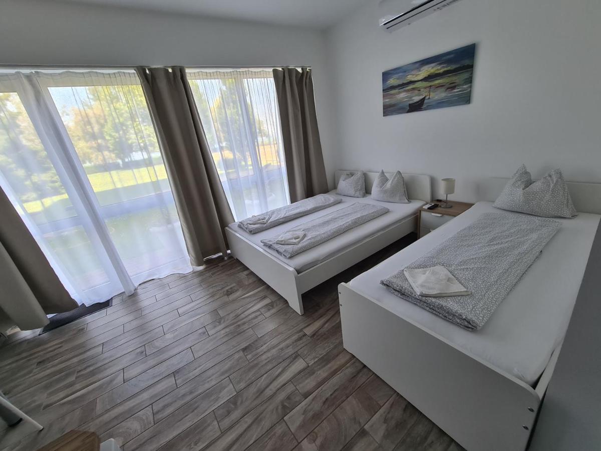 Surman Apartmanok 希欧福克 外观 照片