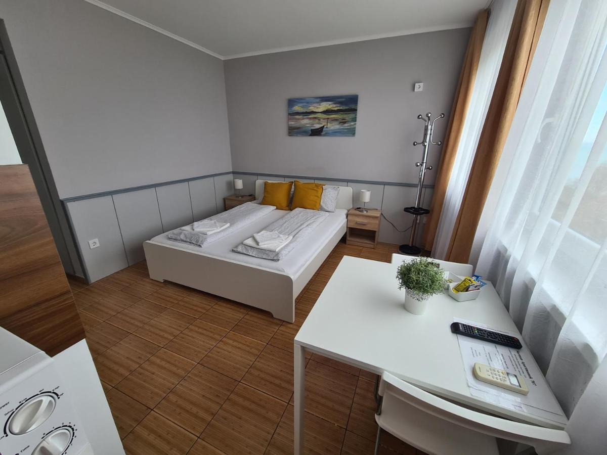 Surman Apartmanok 希欧福克 外观 照片